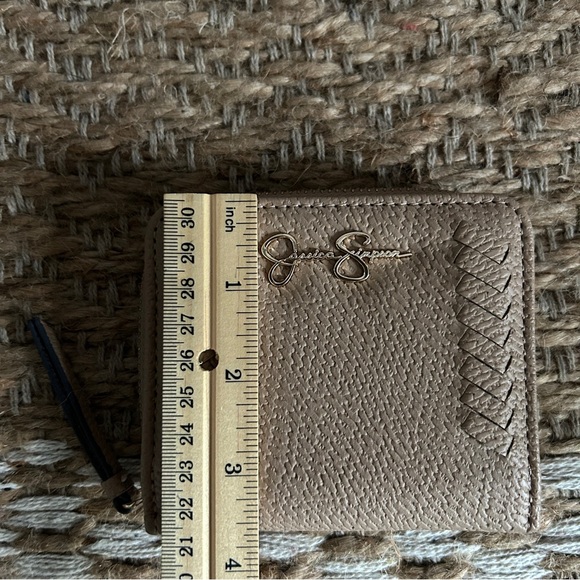 Jessica Simpson Wallet - Picture 3 of 6